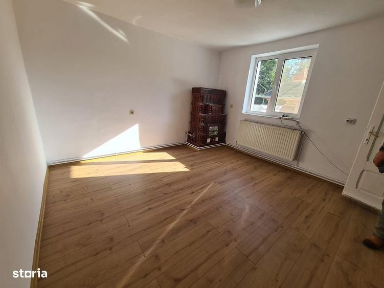 Casă cu 4 camere în Telega