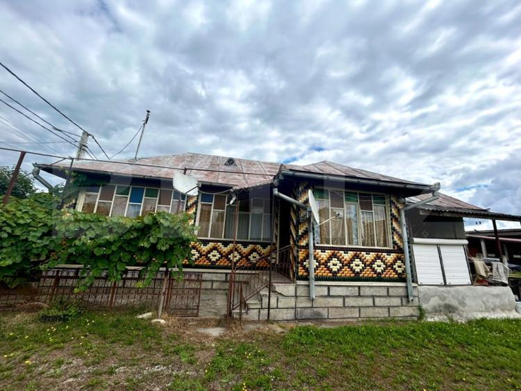 Casă cu 3 camere cu Teren 1760 Mp în Chiuza