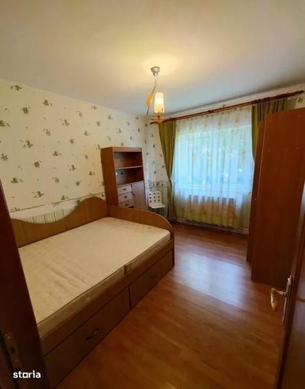 Apartament cu 3 camere decomandat în Popa Șapcă