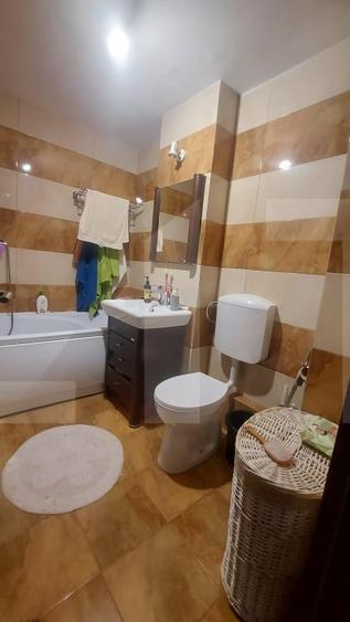 Apartament cu 2 camere semidecomandat, mobilat în Semicentral