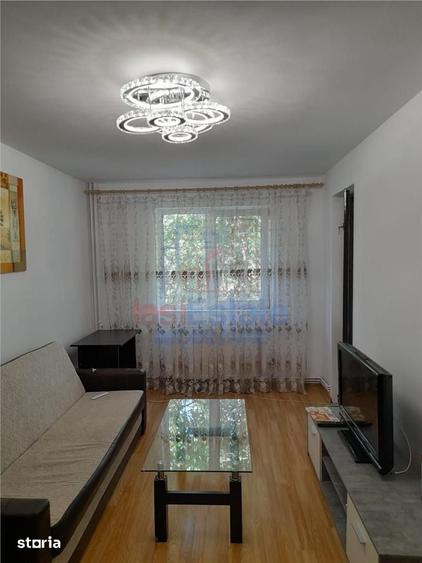 Apartament cu 2 camere semidecomandat în Podu Roș