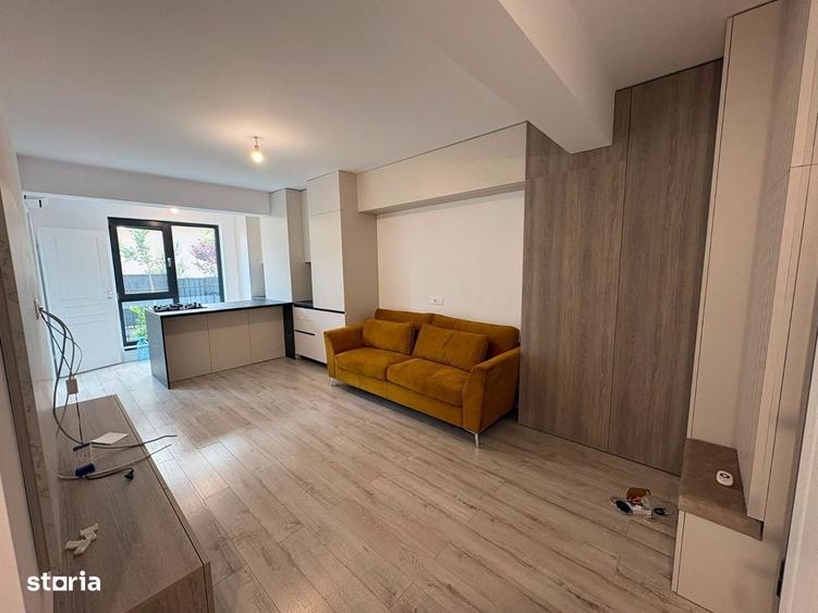 Apartament cu 4 camere în Valea Adâncă