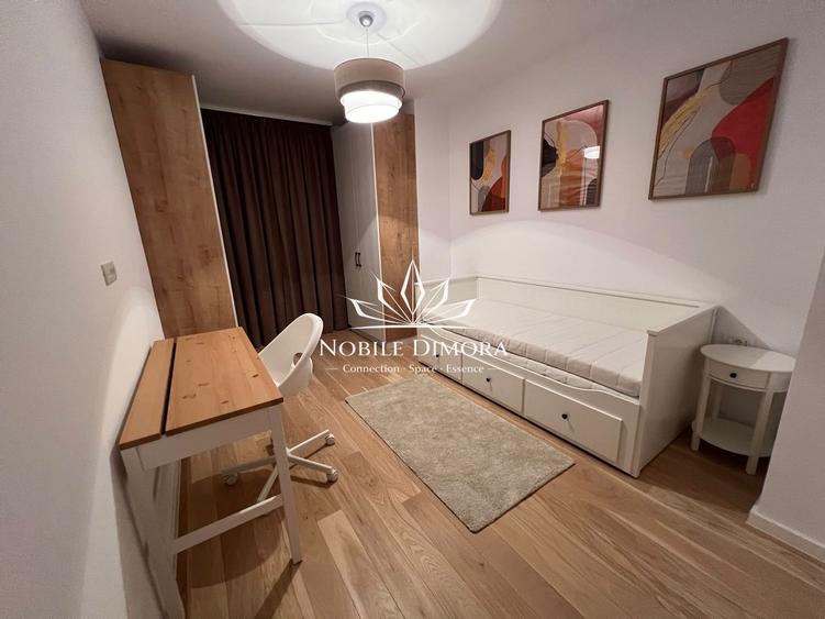 Apartament cu 3 camere decomandat, mobilat în Central