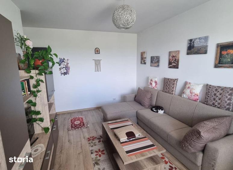 Apartament cu 2 camere decomandat în Bucium