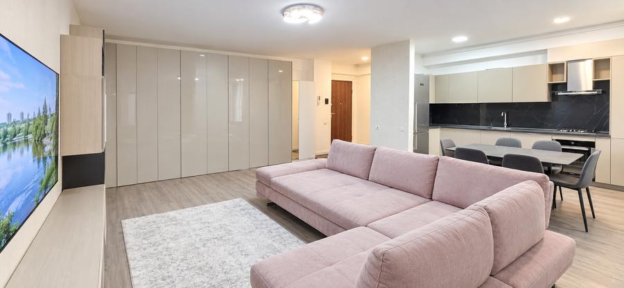 Apartament cu 2 camere semidecomandat în Iancu Nicolae