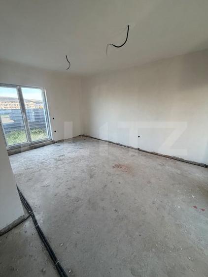 Casă individuală cu 4 camere cu Teren 120 Mp în Florești