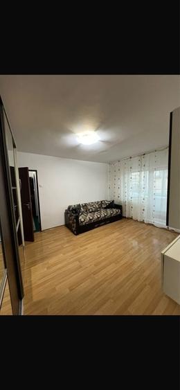 Apartament cu 2 camere semidecomandat în Grigorescu