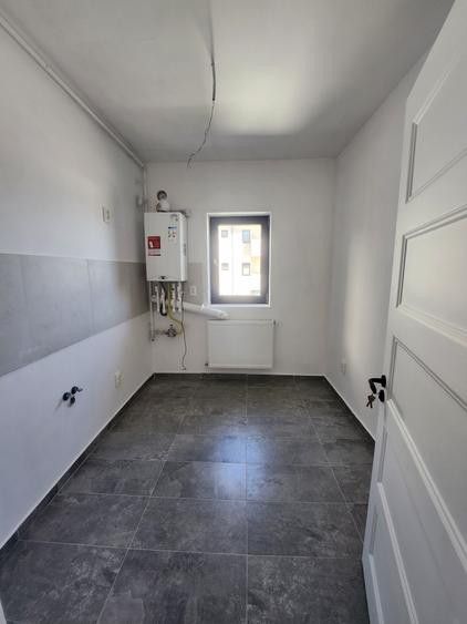 Garsonieră decomandată în Haliu