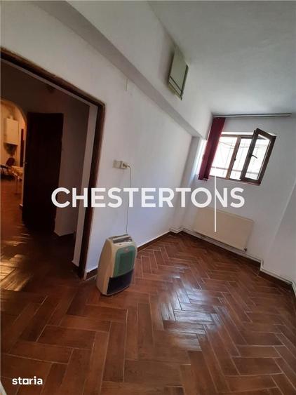 Apartament cu 3 camere decomandat în Tineretului