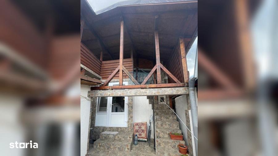 Casă cu 4 camere cu Teren 339 Mp în Stăvila