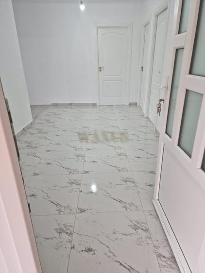 Duplex cu 4 camere cu Canalizare în Căianu Mic