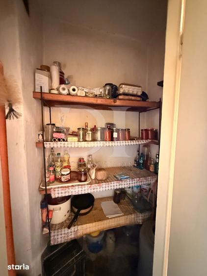 Apartament cu 4 camere decomandat în Central