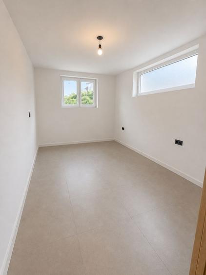 Casă individuală cu 5 camere cu Teren 600 Mp în Cetate