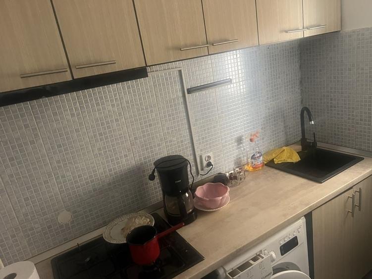 Inchiriez apartament 2 camere - 4
