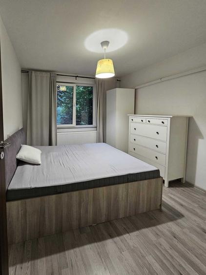 Apartament cu 3 camere decomandat în Brâncoveanu