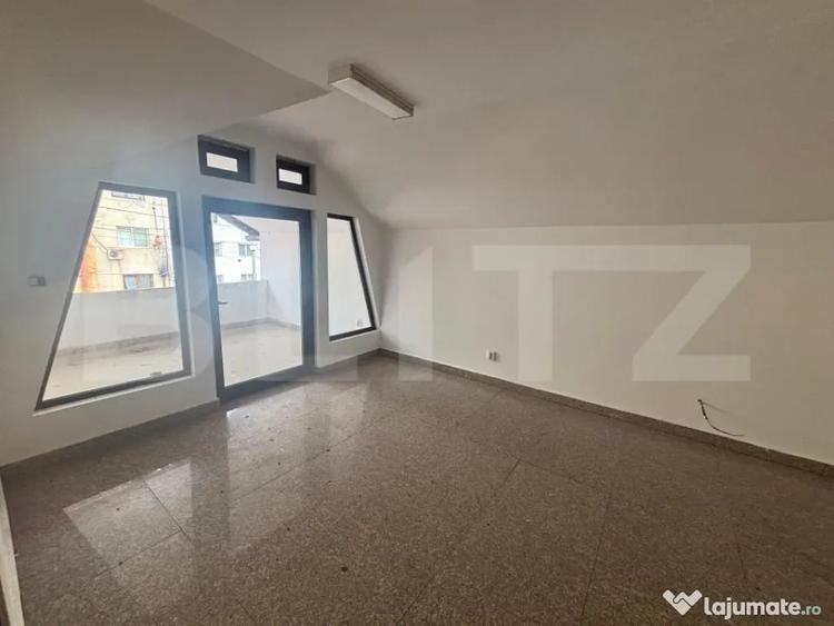 Spațiu comercial, de 154 mp, în Pucioasa