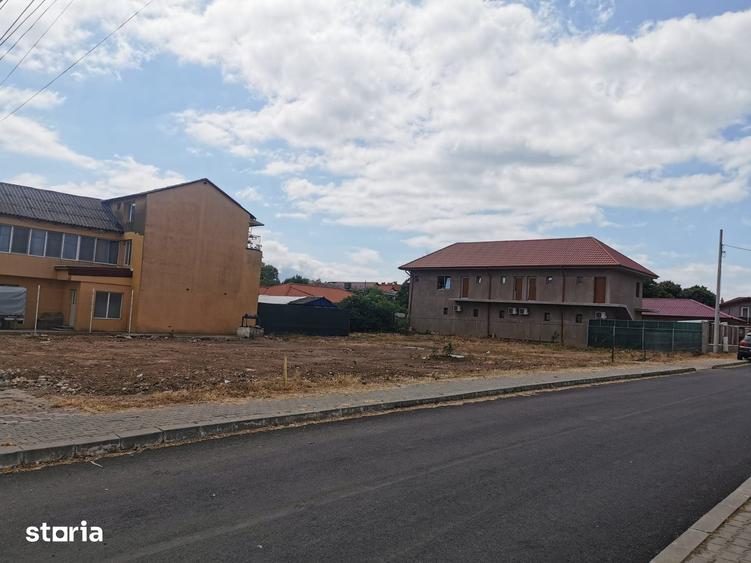 Teren de 912 mp, în Limanu