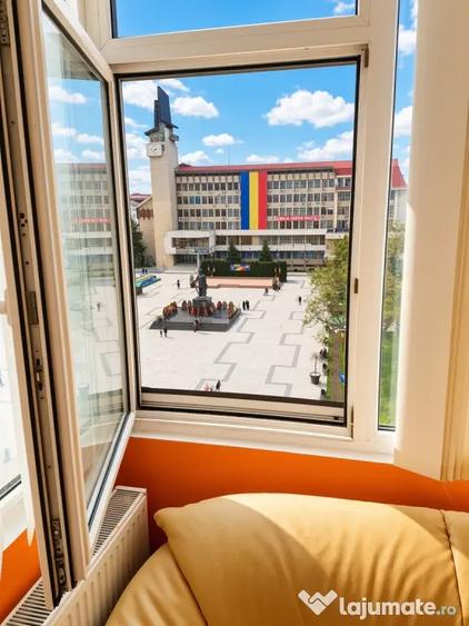 Apartament cu 2 camere decomandat în Ultracentral