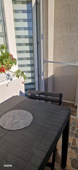 Apartament cu 2 camere decomandat, mobilat în Vest