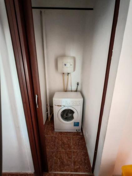 Apartament cu 2 camere decomandat, mobilat în Ultracentral