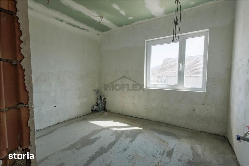 Casă cu 5 camere cu Teren 319 Mp în Central