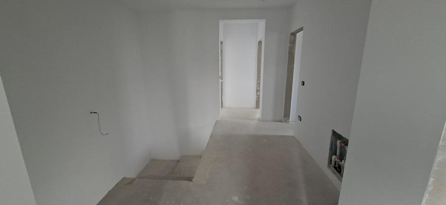 Duplex cu 4 camere cu Canalizare în Dumbrăvița