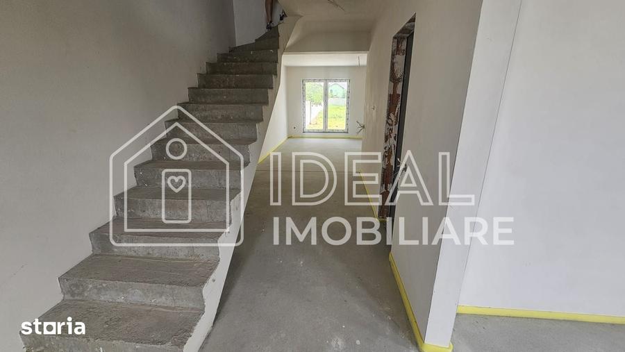 Casă cu 4 camere cu Teren 600 Mp în Țiglari
