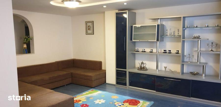 Vand apartament cu 4 camere etaj2/4 - 1