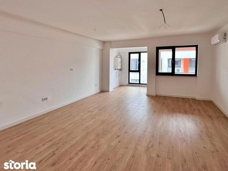 STUDIO PIPERA / ROND OMV / PARCARE INCLUSA / IVORY / NORD / BLOC NOU - 13