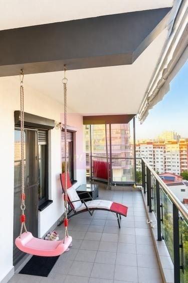 Apartament cu 4 camere decomandat în Dristor