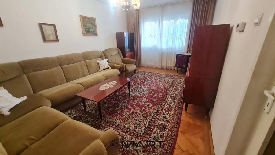 Apartament cu 3 camere decomandat în Ștrand