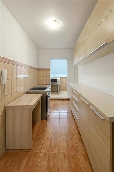 Apartament cu 2 camere decomandat în Decebal