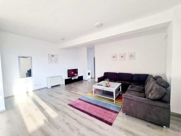 Apartament cu 2 camere semidecomandat, mobilat în Torontalului