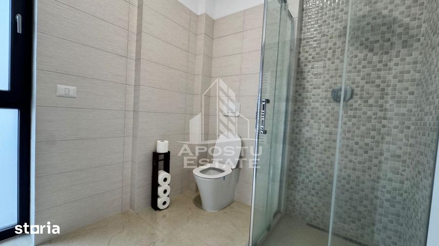 Apartament cu 4 camere în Torontalului