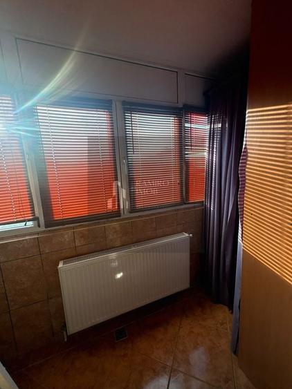 Apartament cu 2 camere decomandat în Apărătorii Patriei
