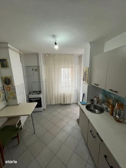 Apartament cu 2 camere decomandat în Bănești
