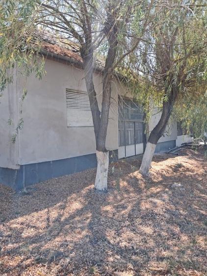 Casă cu 4 camere în Chișlaca