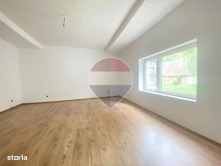 Casă cu 3 camere în Valchid