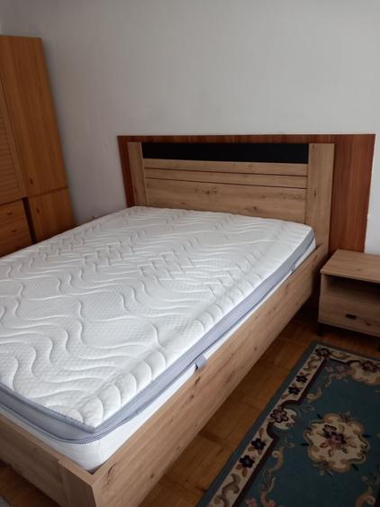 Apartament cu 2 camere semidecomandat în Barieră
