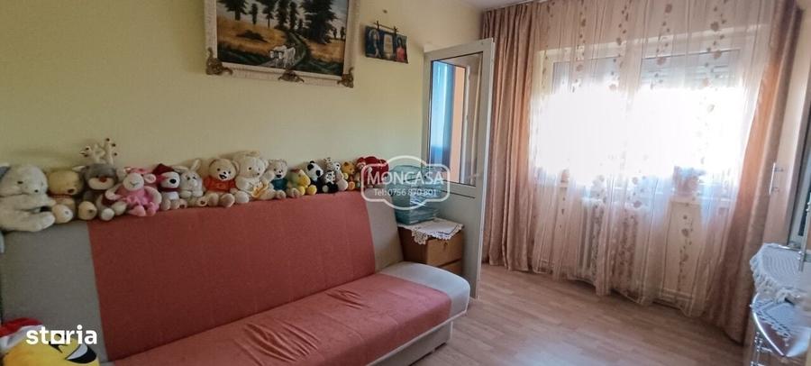 Apartament cu 3 camere decomandat în Central