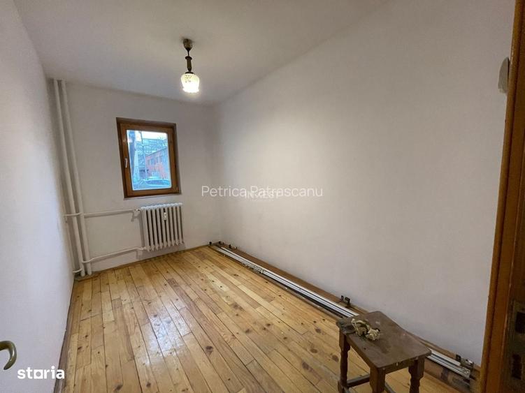 Apartament de vanzare 3 camere, zona Pacurari - Munca Invalizilor, Ias