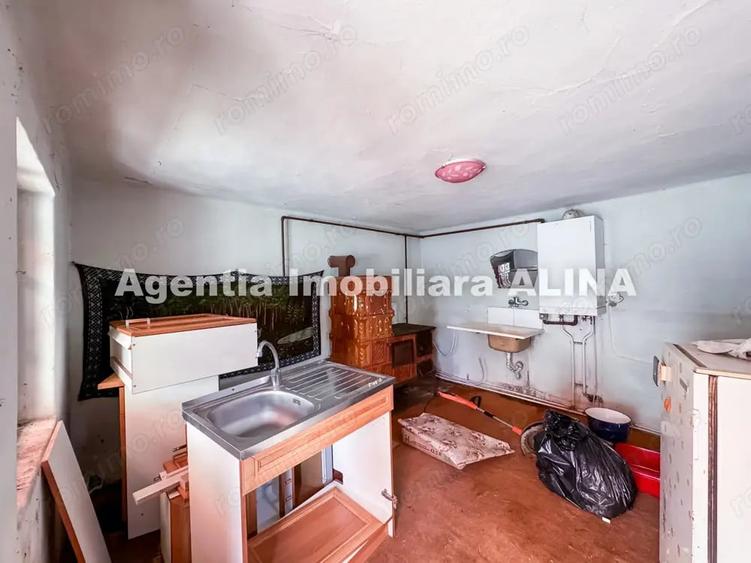 Casă cu 3 camere cu Teren 744 Mp în Criș