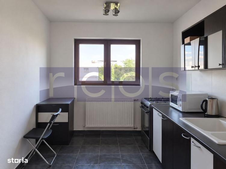 Apartament cu 4 camere decomandat în Herăstrău