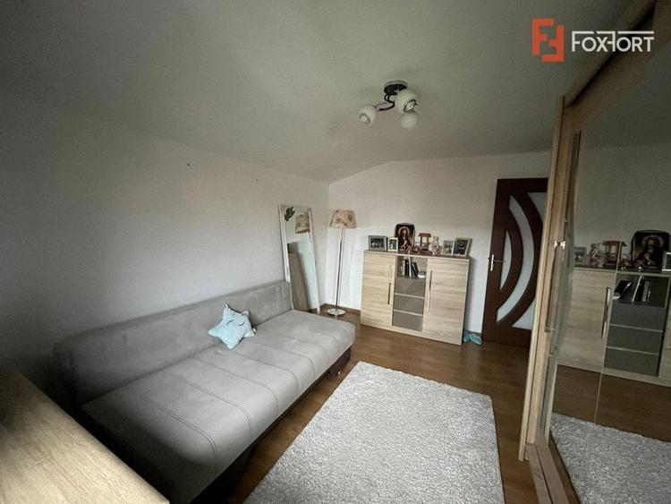 Duplex cu 4 camere cu Canalizare în Giroc