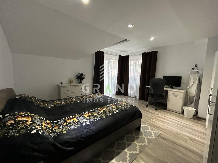 Duplex cu 5 camere cu Canalizare în Mănăștur