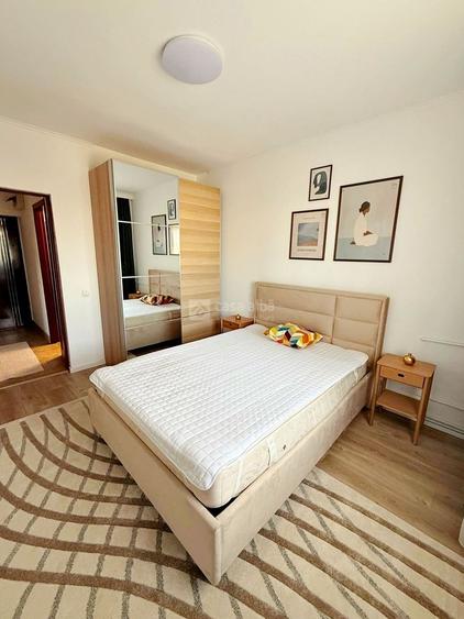 Apartament cu 2 camere decomandat, mobilat în Central