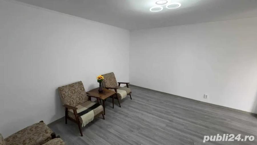 Casă cu 5 camere cu Teren 1347 Mp în Odaia Manolache