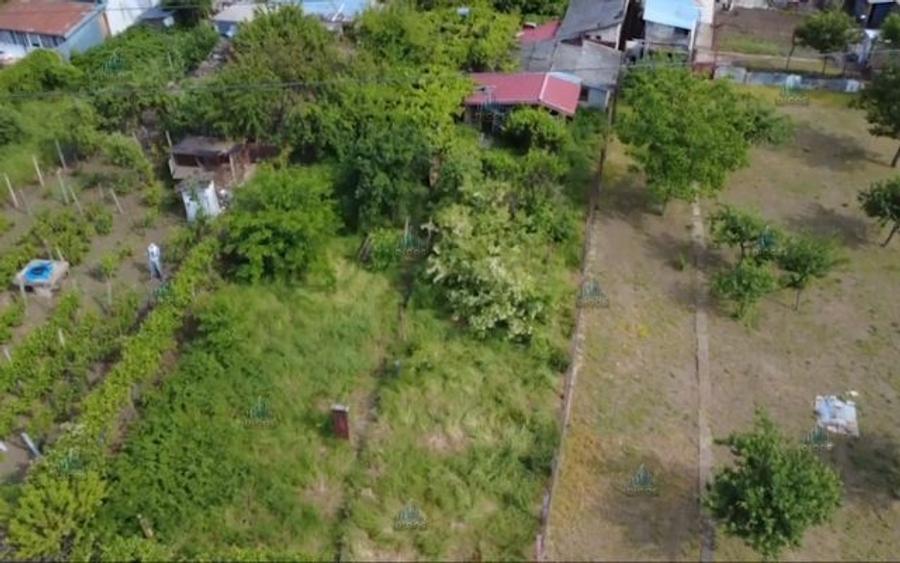 Casă individuală cu 4 camere cu Canalizare în Periferie