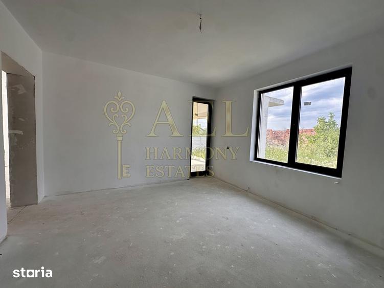 Casă cu 7 camere cu Teren 550 Mp în Dârvari