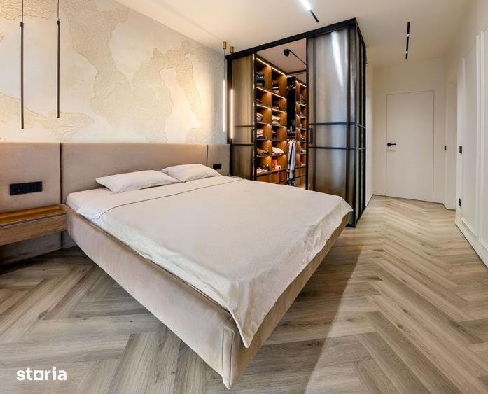 Apartament cu 3 camere semidecomandat în Decebal